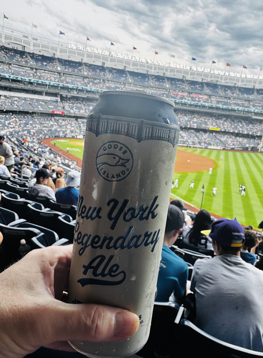 winelib_jim's tweet image. Beer and Baseball Sunday Morning 🍺