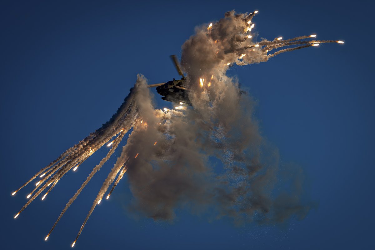 Leszno Antidotum Air Show 2025. Pic by yours truly. Flares delivered by German HEER NH90