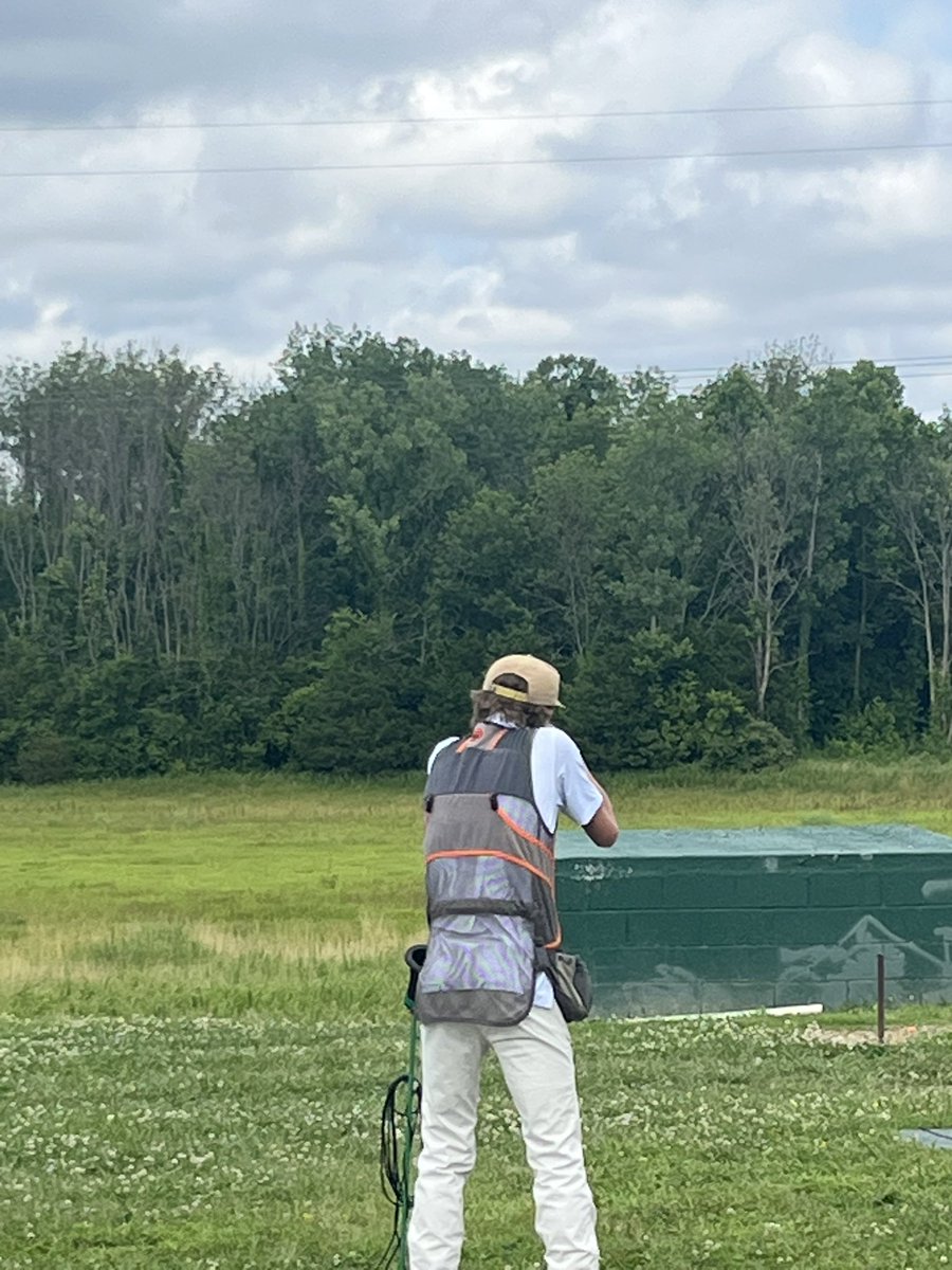 OwlBuzz's tweet image. At the State Trapshooting Tournament in Nashville, on Thursday, Hyde Crabtree tied for 9th place, shooting a 98/100!
Nice shooting Hyde!!!
#GoOwls