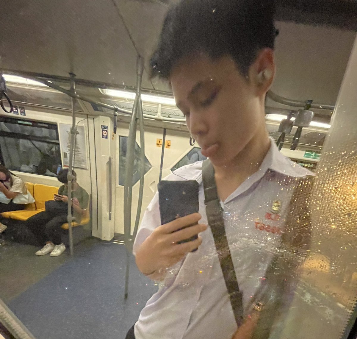 ข้าวมันไก่ tweet media