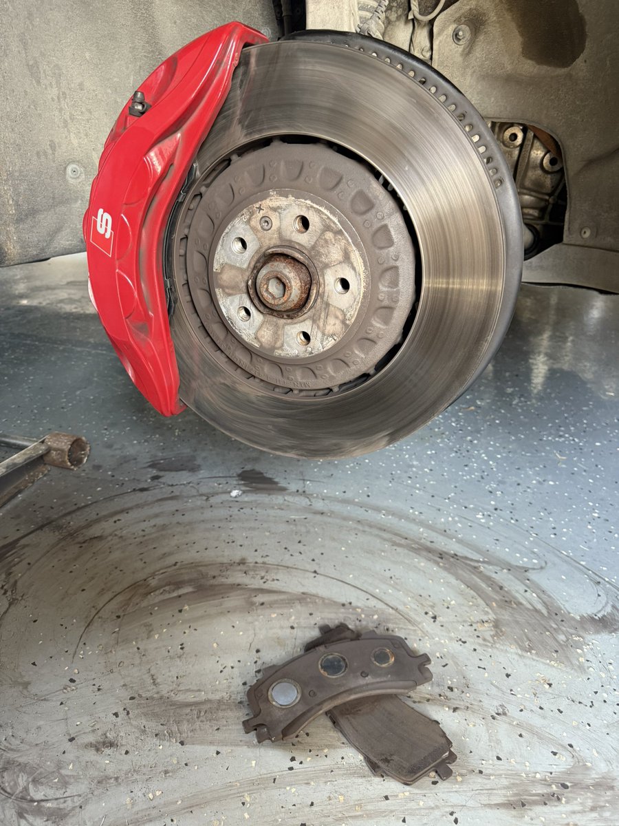thesonofsal's tweet photo. Brake day. I used to enjoy doing maintenance on my cars but now it's just a PITA and me fearing for my life. #brakejob #audi https://t.co/JonKOS3qQJ