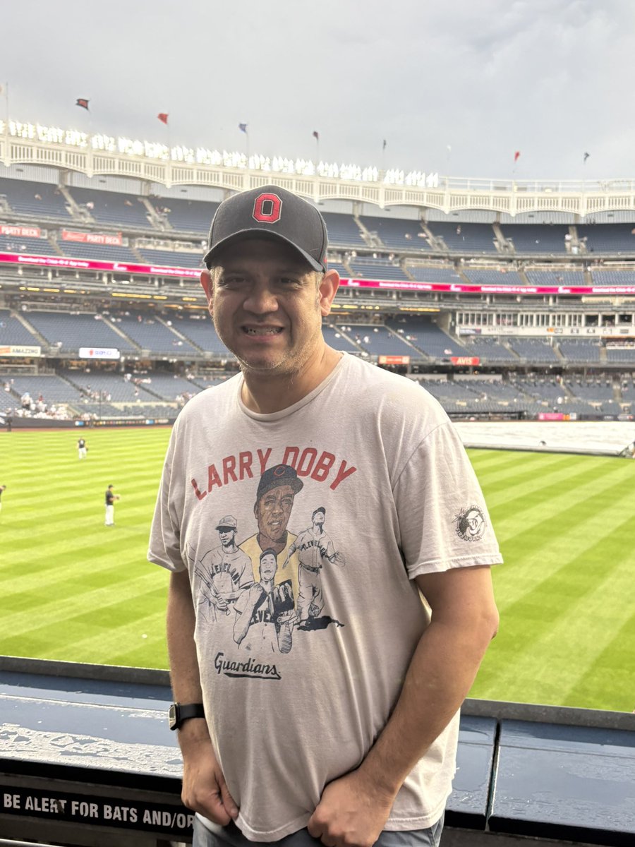 X mike loves sports (@tupemichael) on Twitter photo 