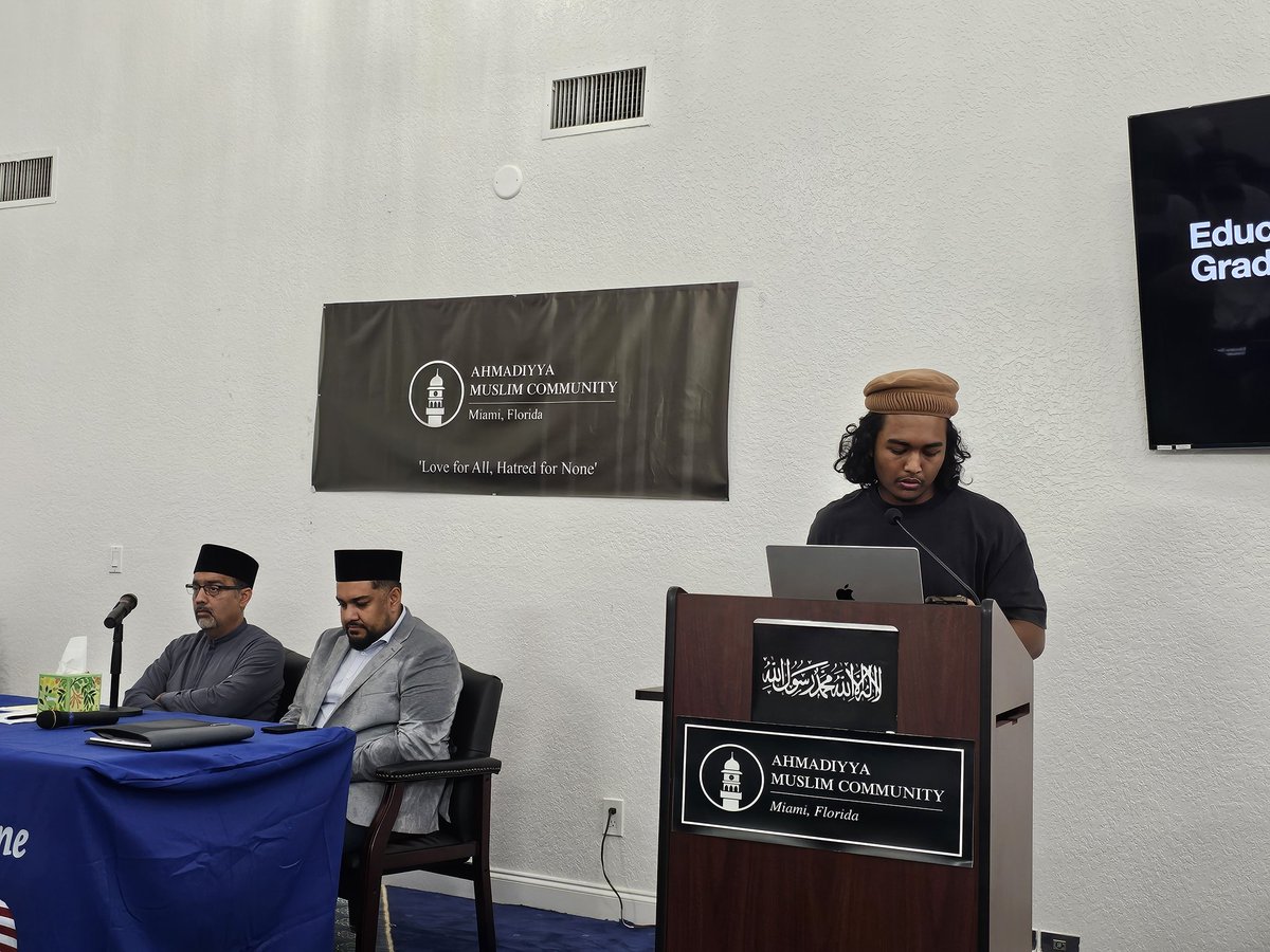 MiamiIslam's tweet image. Today we are holding our education day &amp;amp; Tahir Academy graduation ro recognize the achievements of all of our students, both religious and secular.