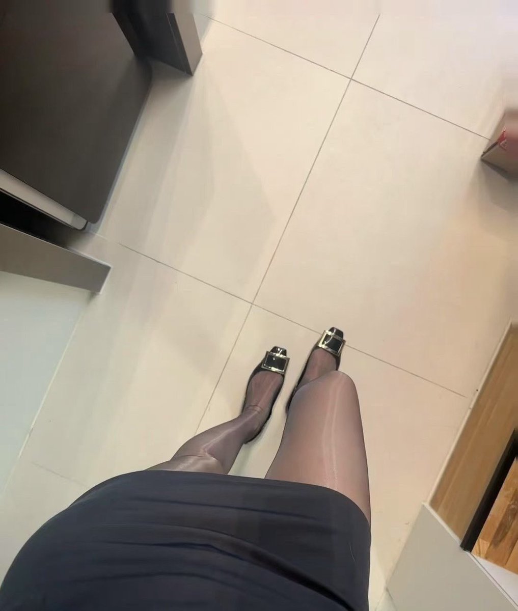 nn07301009's tweet photo. 最近天气要热化了🫠推很多都是老公的号发，我随心情 https://t.co/WMHf1Qj4Pa