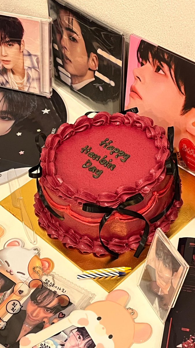 BIRTHDAY SUNG HANBIN 🎂🎉
MEET AGAIN WITH JEROZ SAMARINDA 🫶🌹