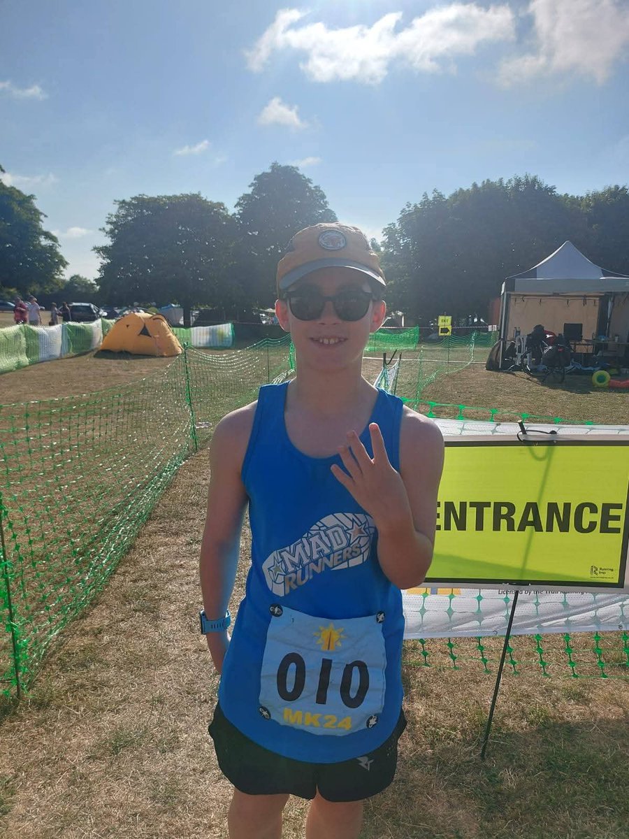 How amazing are our Junior and Teen MadRunners? 
A total of 18 laps (which is 198 kilometres!) between their team of 5🏃🏼‍♀️🏃🏃🏼‍♀️🏃🏃🏻‍♀️
#generationnext #teammadrunners