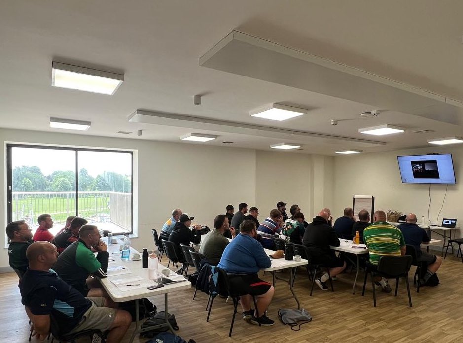 Great final day of the WRU full game level 1 <a href="/BridgendSports/">Bridgend Sports RFC</a> some excellent delivery from the candidates, really impressed by this group 👏 Looking forward to seeing them in the community putting their skills to work. Da Iawn Pawb 🏉🏴󠁧󠁢󠁷󠁬󠁳󠁿 #growingthegame