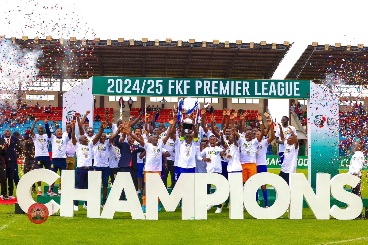 ray_omollo's tweet photo. Congratulations to @PoliceFCKE on a 1-1 draw against @OfficialGMFC in the final curtain-closer match ahead of their official crowning as the 2024/25 FKF Premier League champions at the Ulinzi Sports Complex. 

The crowning ceremony, attended by the Rt. Hon. @RailaOdinga, CS Hon. @kipmurkomen, colleague PSs Stephen Isaboke (SDBT), Dr @salomebeacco (Correctional Services), @PS_Betsy_Njagi (Blue Economy), among other dignitaries and sports enthusiasts, was a historic moment that marked the Club's first-ever Premier League title.