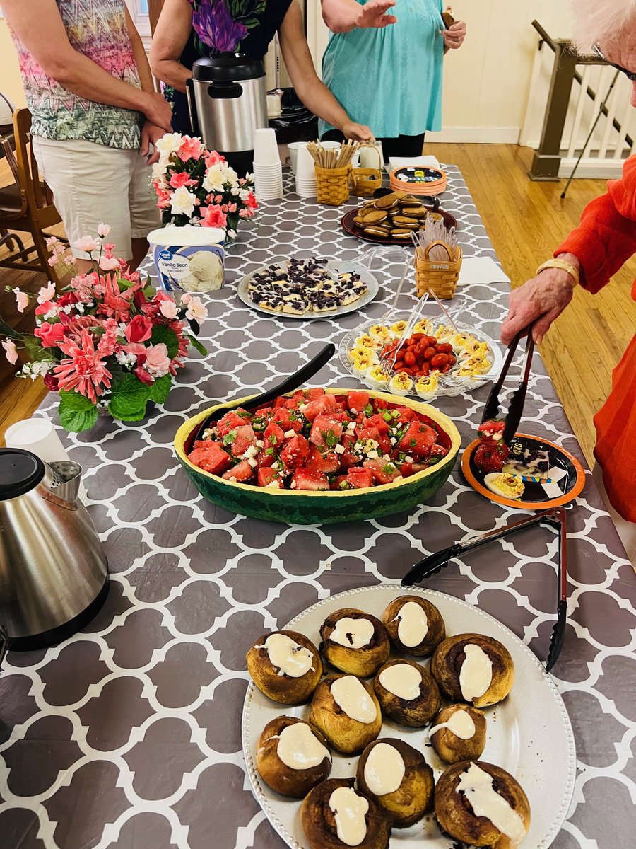 Everyone is welcome to the Presbyterian Church of Catasauqua for worship. We had Brad and Gwen provide the refreshments for coffee hour. I

t was so good.

All are welcome youtube.com/watch?v=vxvWrb…