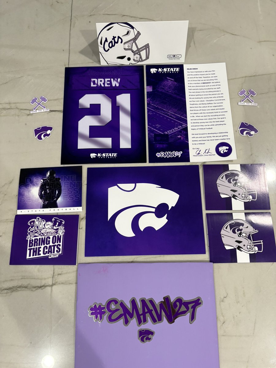 🫶🏾 <a href="/KStateFB/">K-State Football</a> <a href="/CoachKli/">Chris Klieman</a> <a href="/VanBMalone3rd/">K-State Coach Van B Malone</a> <a href="/CoachKlanderman/">Joe Klanderman</a> <a href="/CoachKardulis/">Matt Kardulis</a> <a href="/CoachMikeTui/">Mike Tuiasosopo</a> <a href="/CoachOrloffKSU/">David Orloff</a> <a href="/CoachStandard/">Paul Standard</a>