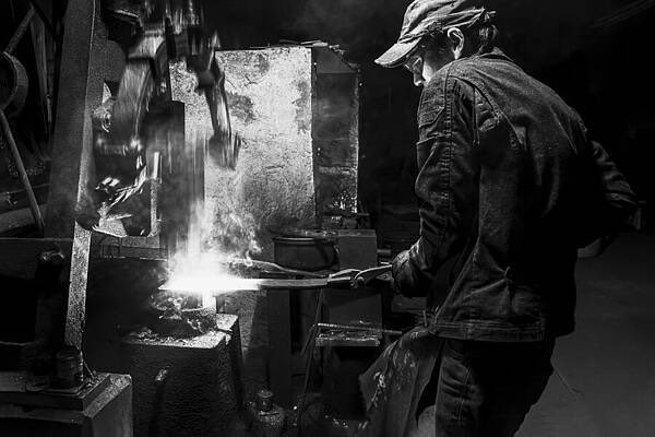 With iron and steel
A city is born on a hill
Catching shadows
Of the past lives
Sparks light
Before the eyes
Progenitors in the dark
Watching curiously

#OnePicPoetry #vss365 #moonmystic