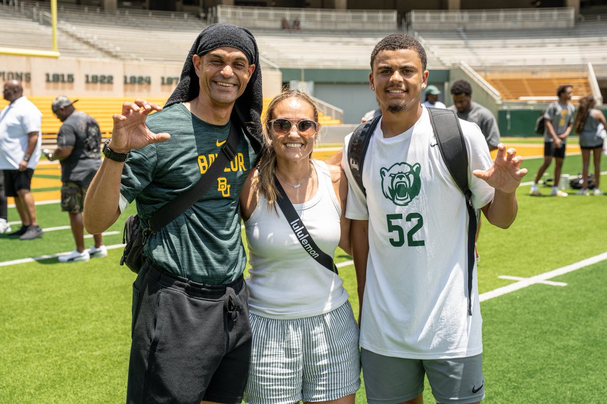 JENNA JACK (@jennajack1981) on Twitter photo Thank you <a href="/EarlChevalier/">ejchevalier</a> for always looking out for us! <a href="/CarterJack_30/">Carter Jack</a> can’t wait to attend camp again next summer! Sic ‘em
<a href="/BUFootball/">Baylor Football</a> Thank you <a href="/EarlChevalier/">ejchevalier</a> for always looking out for us! <a href="/CarterJack_30/">Carter Jack</a> can’t wait to attend camp again next summer! Sic ‘em
<a href="/BUFootball/">Baylor Football</a>