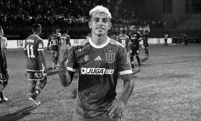 🚨MALAS NOTICIAS PARA LA U: Maximiliano Guerrero ya cumplió su sanción de una fecha por la expulsión frente a Coquimbo Unido, por lo que estaría disponible vs Unión Española.

Una pena para el equipo y sus hinchas.