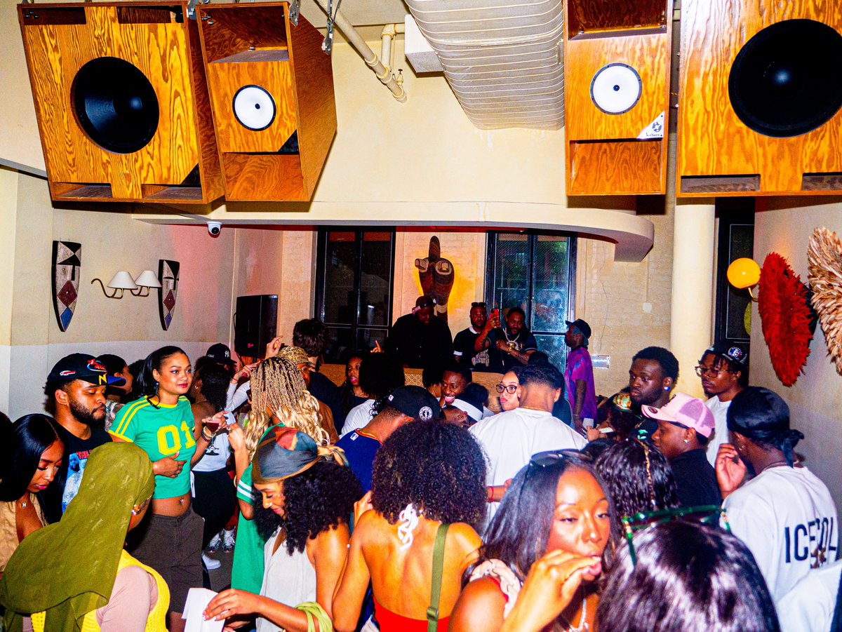 TheColtonShow__'s tweet image. Lit for @FAB_LAW Bday @ Damballa