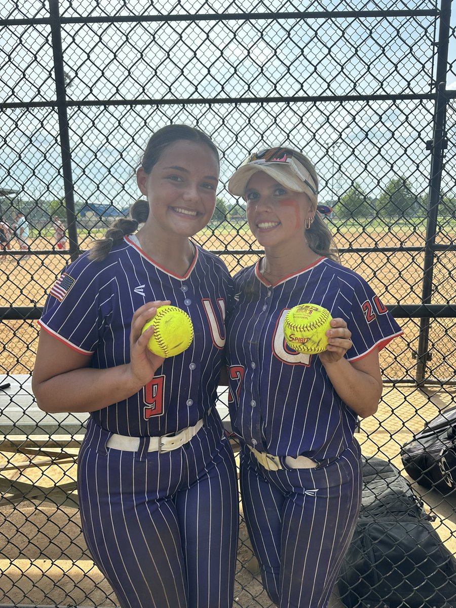 UnitySizemore's tweet image. Power at the Plate! Paightyn and Emerson each crushed a home run today—what a way to make a statement! 💥⚾ Impressive swings, solid contact, and pure determination on display. Keep bringing that fire! @pmccoole2026 @e_sweeney_11 @SBRRetweets @VAUnitySB @SoftballDown