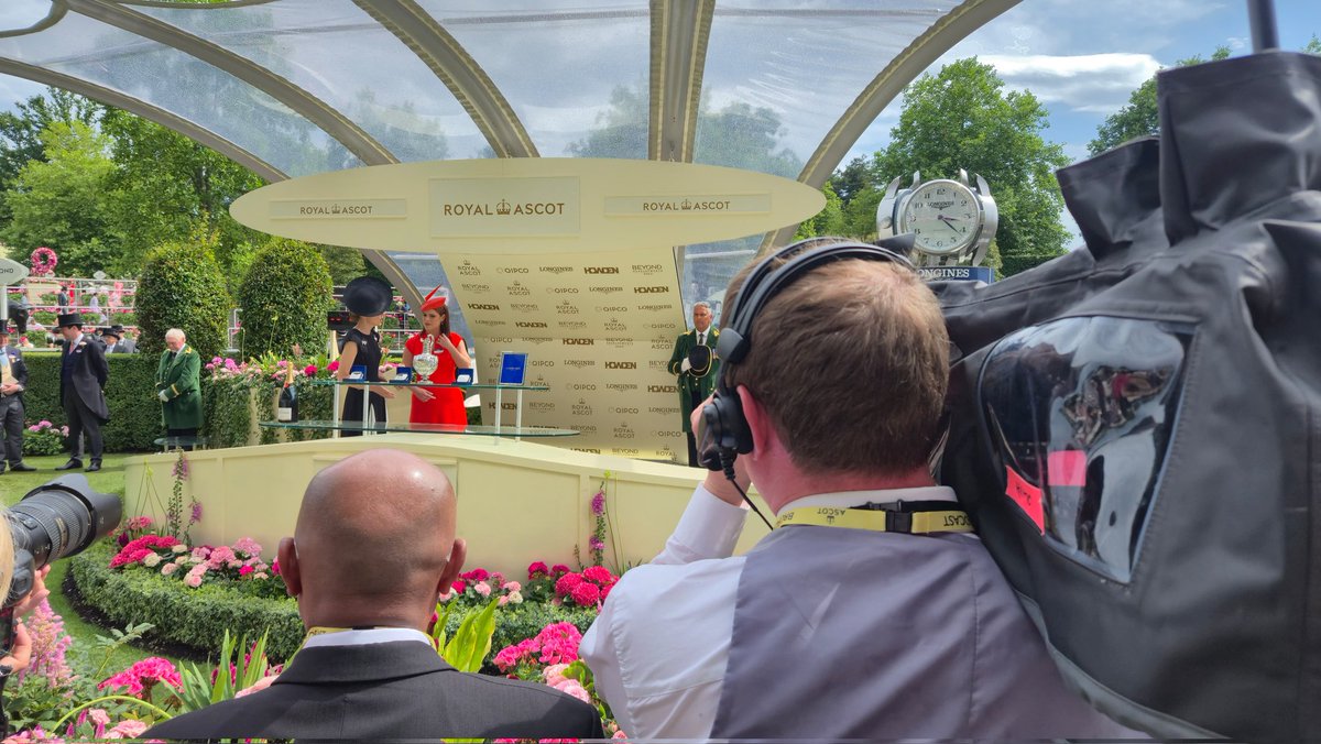 #RoyalAscot2025 - what a week 🥵! Really great to be part of the <a href="/SkySportsRacing/">Sky Sports Racing</a> team again, covering all the cameras (studio and RF 📹). Fantastic teams from <a href="/RaceTechUK/">RaceTech</a> and <a href="/AtTheRaces/">At The Races</a> too - we all pulled together! It was also great to show off the kilt too! 🏴󠁧󠁢󠁳󠁣󠁴󠁿