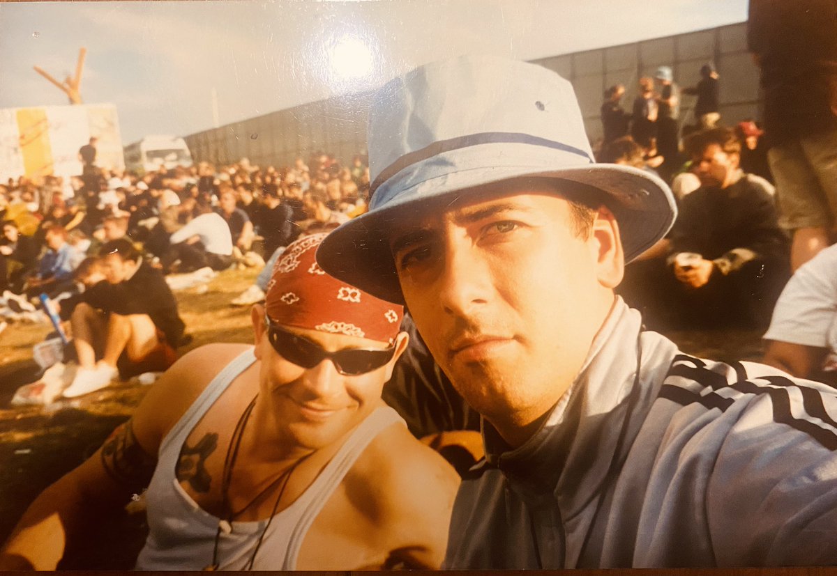 steady333's tweet image. As you were. 96 Leeds Reading Festival.
#Oasis #OasisAtTheBBC