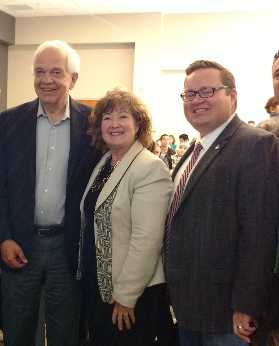 Bryan May tweet media