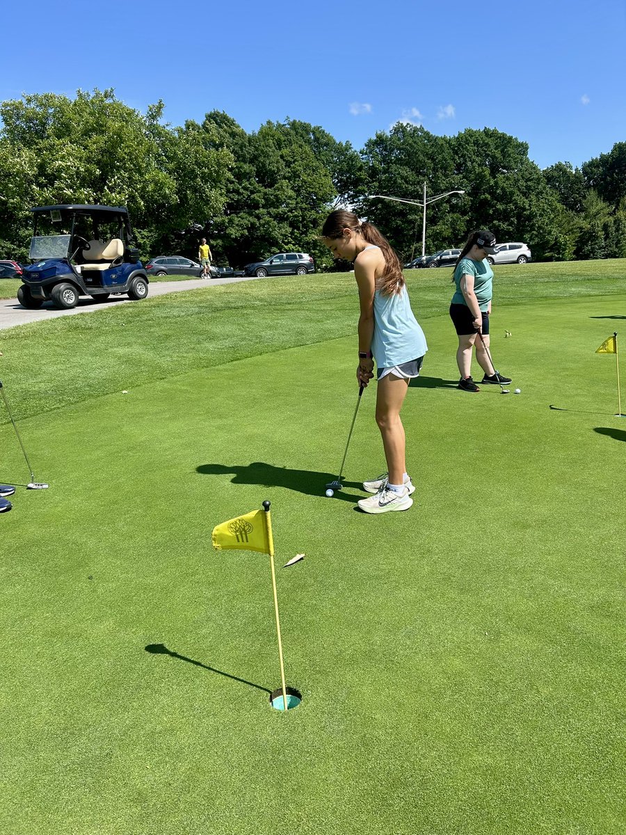 RH Girls Golf tweet media