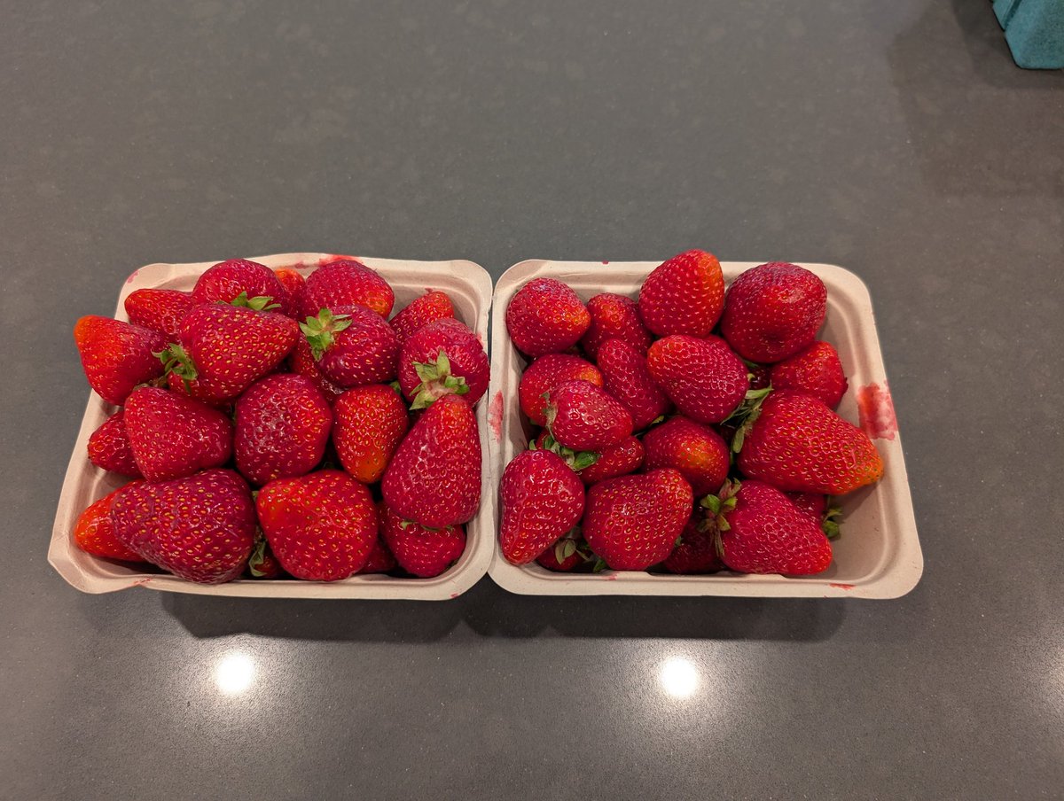 We've been buying local products as much as possible and from other countries, but nothing from the United States, which seems even more important today.
 Here is some Fresh BC strawberries that are delicious 😋.