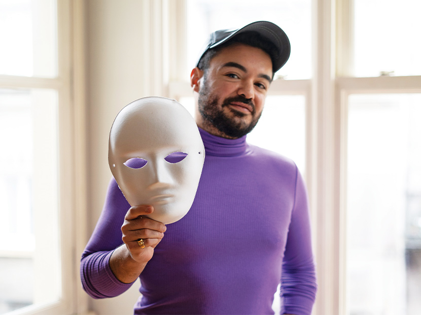 SON DAKİKA | “Şokopop” adıyla içerik üreten Ekim Acun, katıldığı Trans Onur Yürüyüşü sırasında gözaltına alındı.