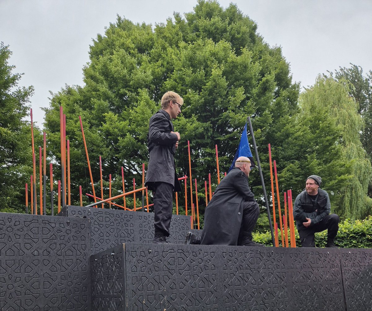 Fantastic showing of Macbeth at Walkden Gardens this evening 👏🏻🎭