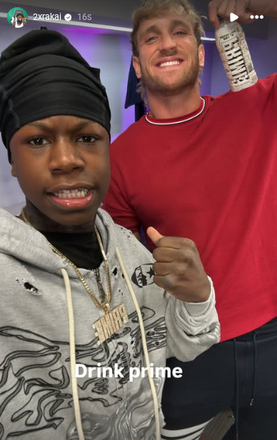tootuffclixx's tweet photo. DAT BOI SIGNED https://t.co/682uzN7isW