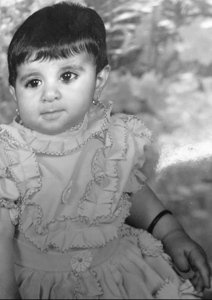 لو أختي حية كيف بيكون شكلها وحياتها  
💔