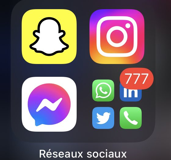 does that mean that everybody can see my messages? 

#programmerhumor #buildinpublic #OpenSource