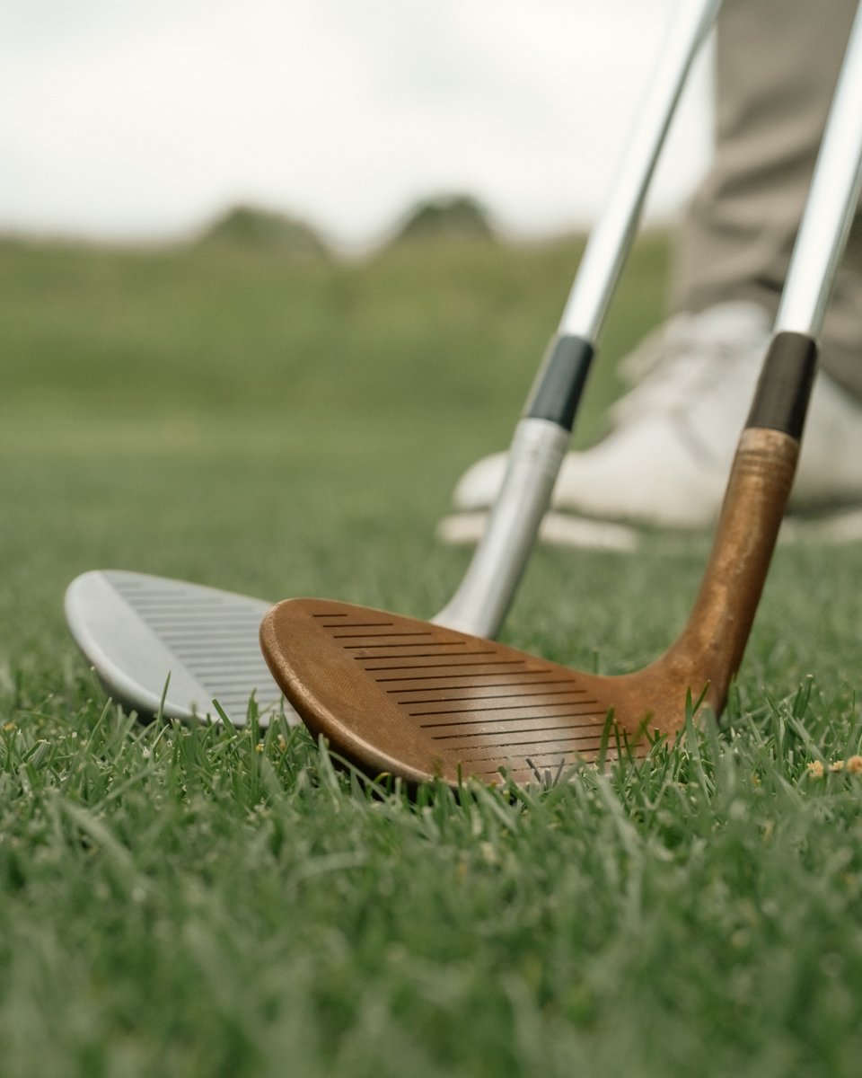 WilsonGolf's tweet image. Increased spin control in every element.
#Wilson #WilsonGolf #StaffModel #RAWWedges