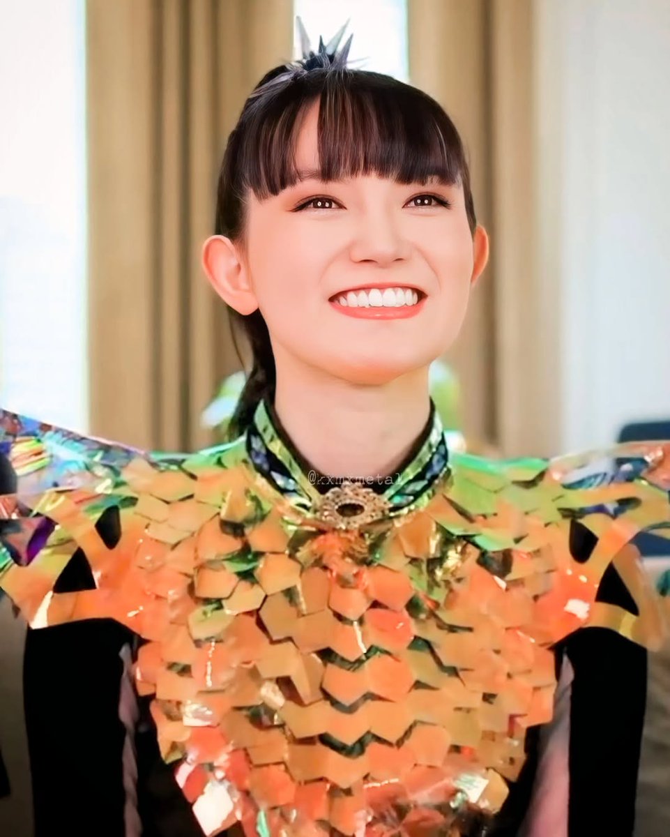 Que bonito es lo bonito 
🍑🐨👑
#BABYMETAL