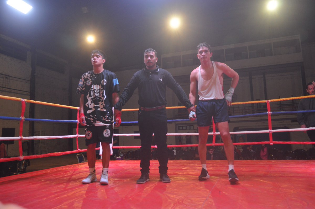 Volvió el Boxeo a la ciudad de Formosa 21/06/2025 en el CLUB SPORTIVO PATRIA y la localidad de CLORINDA dijo PRESENTE con BRIAN ZELADA y su entrenador VÍCTOR GIMÉNEZ.