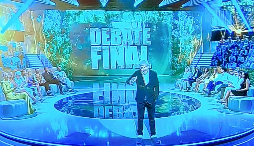 Brujaycotilla's tweet photo. El colmo es que van a mantener la duda de si están Anita y Montoya para seguir estirando el chicle
#SVDBTFinal https://t.co/YHQ3GYihdJ