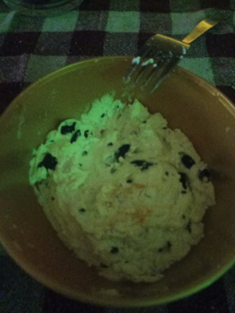 Bir atom yapmışım harbi atom oldu adı gibi😁 acı ötesi ve bol sarımsaklı