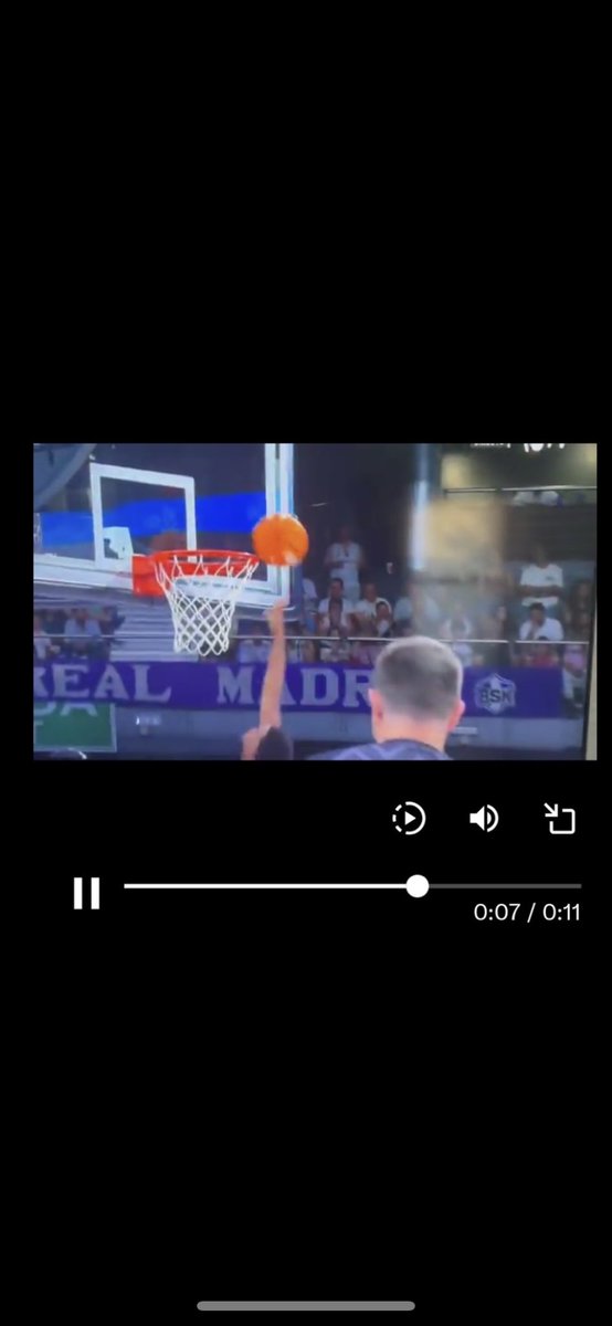 Una pregunta y es en serio. Emilio Pérez Pizarro, Óscar Perea y Paco Araña miembros del  estamento <a href="/ArbitrosAEBA/">AEBA</a> pueden dormir después de lo de  hoy.  Porque  ver lohan  visto., otra cosa es que hayan aplicado el reglamento.