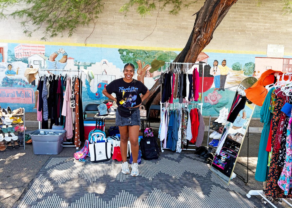 Virginia Piper Trust (@pipertrust) on Twitter photo Big cheers to McKayla Banks Thomas for turning a clothing drive into a boutique-style experience full of dignity, choice & joy! Her “Warm Hearts, Fresh Starts” effort at <a href="/SVdP/">The Society of St. Vincent de Paul - Phoenix</a>  brought confidence & care to women in need—& may inspire more kindness ahead. stvincentdepaul.net/news/mckayla-b… Big cheers to McKayla Banks Thomas for turning a clothing drive into a boutique-style experience full of dignity, choice & joy! Her “Warm Hearts, Fresh Starts” effort at <a href="/SVdP/">The Society of St. Vincent de Paul - Phoenix</a>  brought confidence & care to women in need—& may inspire more kindness ahead. stvincentdepaul.net/news/mckayla-b…