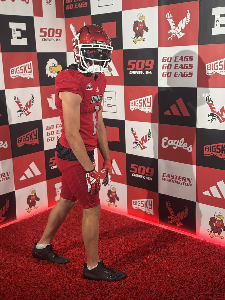 BennettJuve's tweet image. Had a great unofficial visit
@EWUFootball yesterday! Thank you @CoachCBrink &amp;amp; @CoachAnderson_M for having me up. @CoachBestEWU @GCHS_KnightsFB 
#GoEags