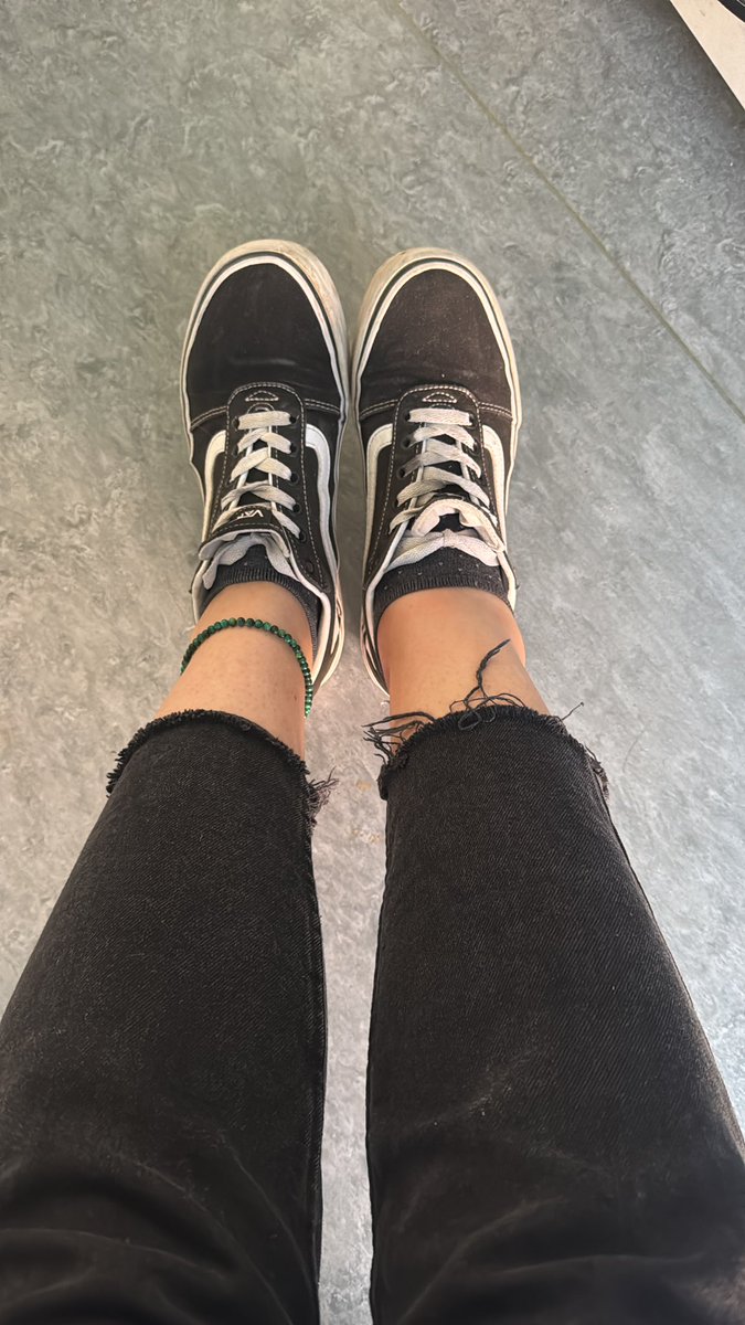 What kind of shit mosquito bit me?! I hate it here