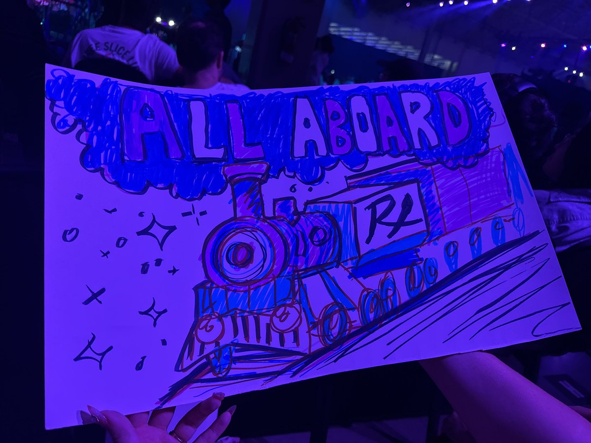 norukeii's tweet photo. WE ARE HERE!!! Sign that @gabbybites made!!! #PRXWIN https://t.co/wZfvXAaIqY