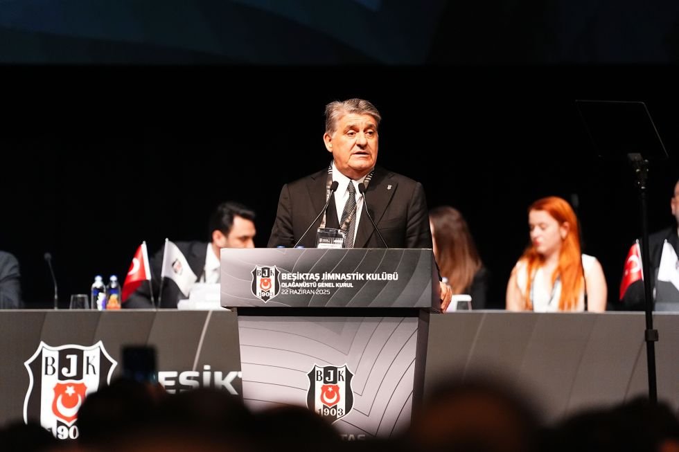 Yönetim proje için yetki istedi ve önemli bir yetki verildi.

Yürekten umuyoruz ki bu iş vaat edildiği gibi sonuçlanır ve kulüp borç ve faiz belasından kurtulur. 

Yalnız şu konuyu unutmamakta çok fayda var: Para gelecek diye bu borçları başlatan menajerlerle iş yapmayı sakın