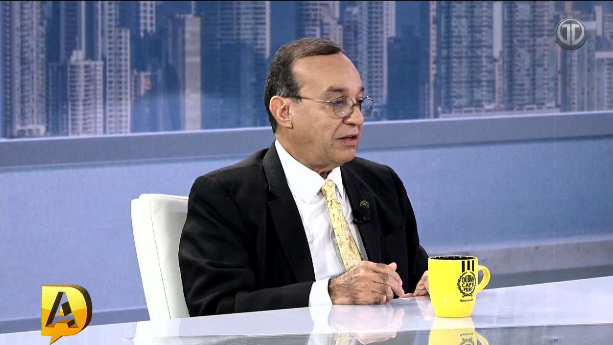 “Nosotros conversamos con la mayoría de los grupos estudiantiles esta semana y me dijeron que ellos no son de los encapuchados y que ellos entienden que cerrar calle y manifestaciones violentas no contribuyen nada a su causa. Eso fue lo que me dijeron esta semana y que ellos no