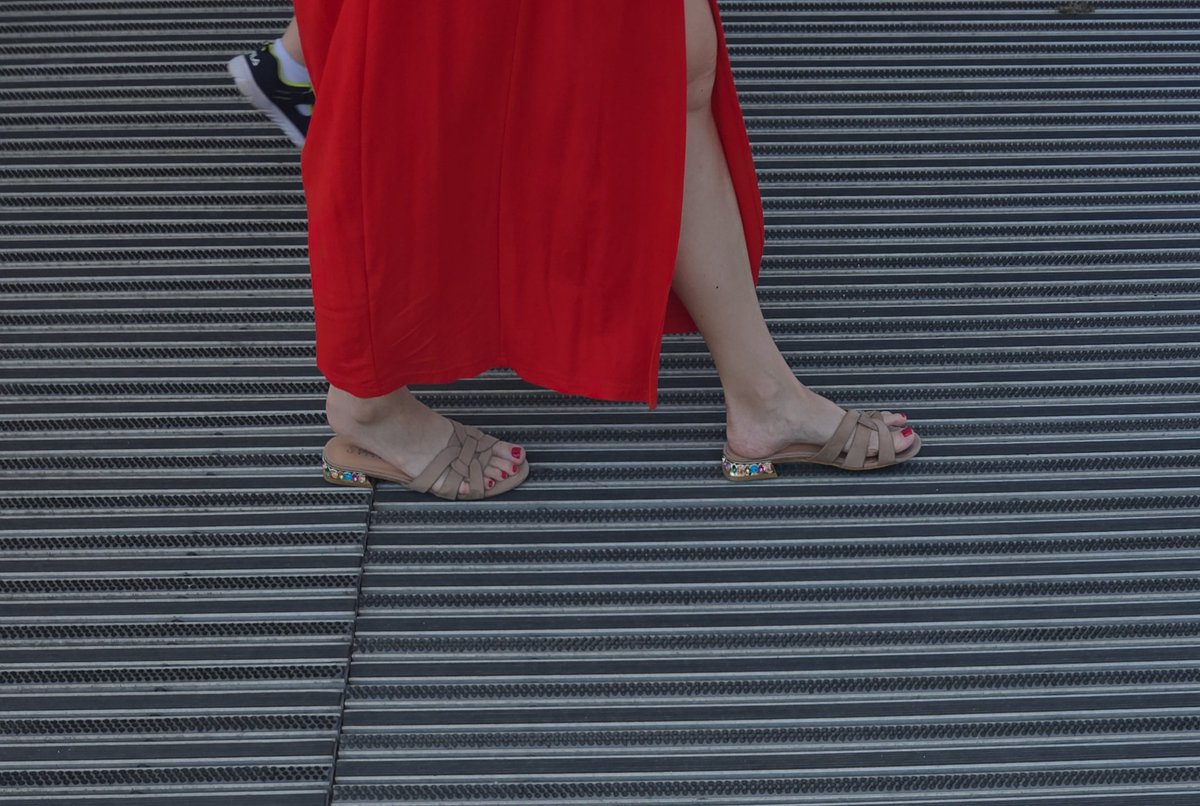 PanamaCandid's tweet photo. #feet #candidfeet #streetfeet #FF #feetfetısh https://t.co/4vxgBMsbcV