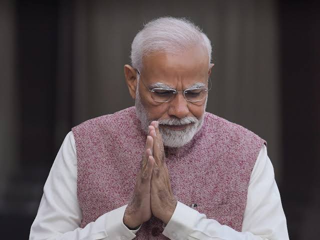 Priyaa_Purohit's tweet photo. Surrender 🤡            NoT Surrender 🗿 https://t.co/AvAWBkESAy