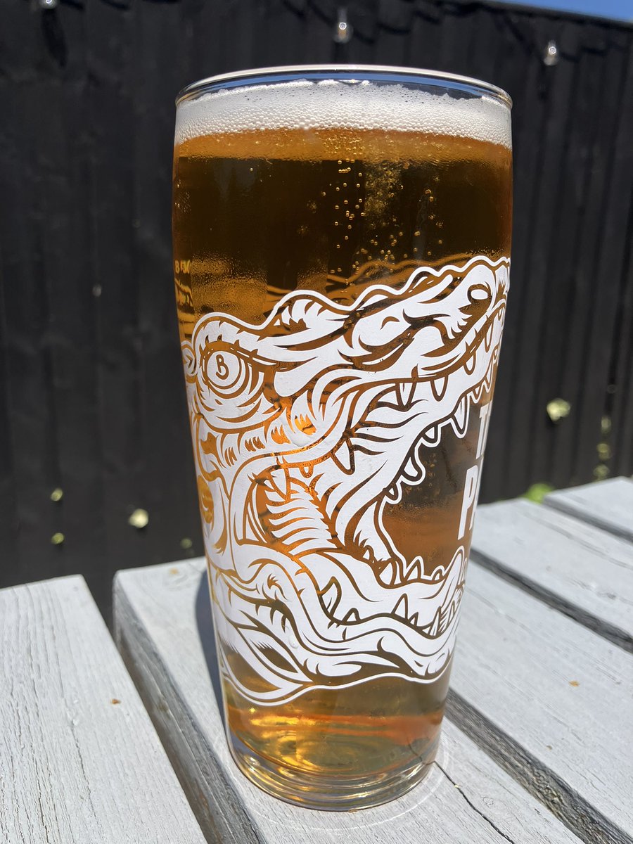 VinLK3's tweet image. First stop as we headed down to the Chunnel was the Brewery Inn, a top pub in Seend 👌the Tall Tales was a top pint! #lksawaydays #newpub