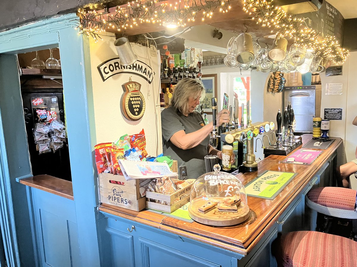 VinLK3's tweet image. First stop as we headed down to the Chunnel was the Brewery Inn, a top pub in Seend 👌the Tall Tales was a top pint! #lksawaydays #newpub