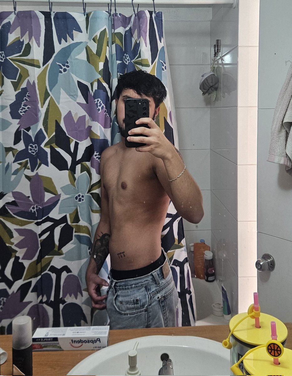 chatnoircito's tweet image. 🧛‍♂️