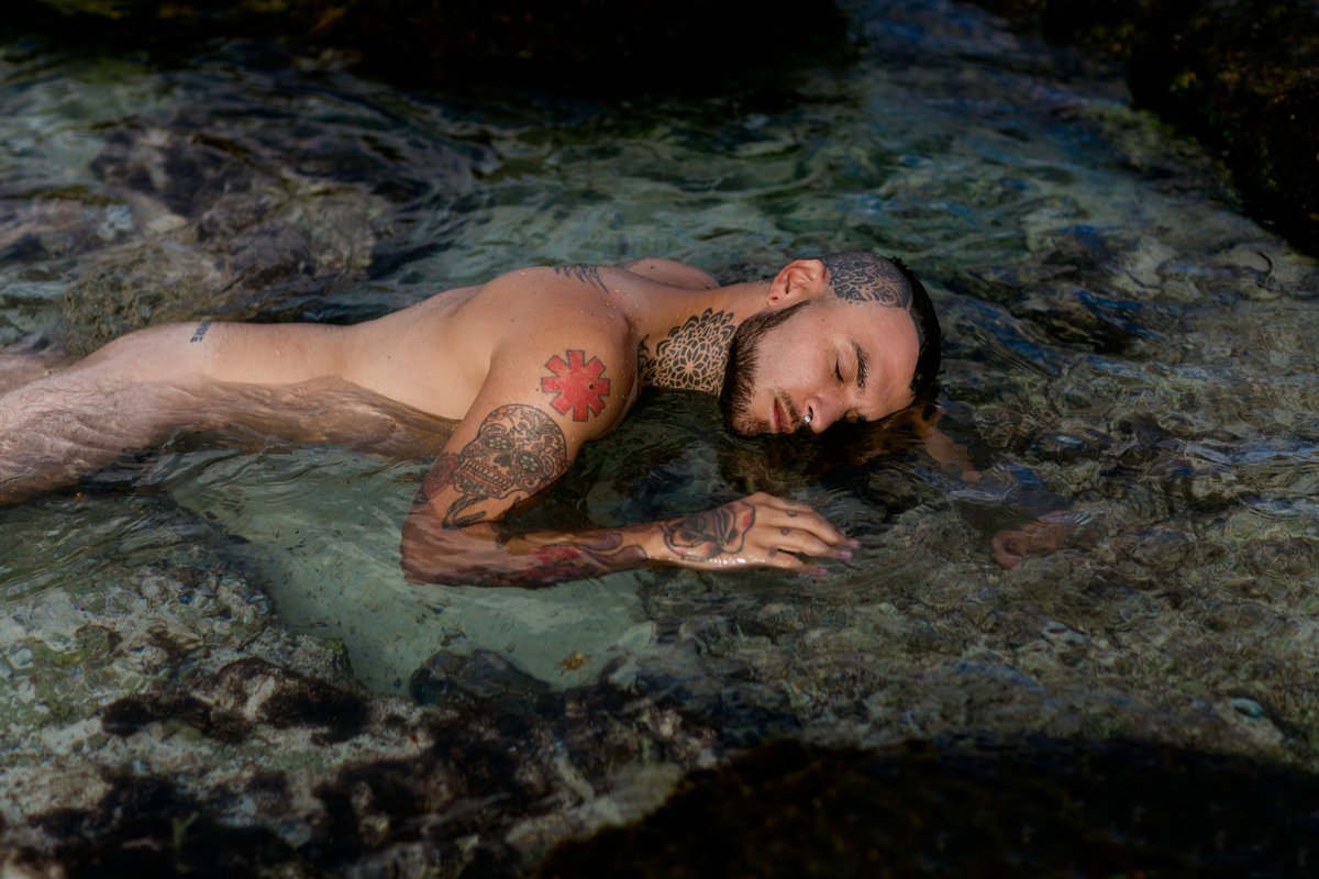 No posing. No pretending.

Men’s Journey: 
jorgerodriguez.photography/articles/boudo…