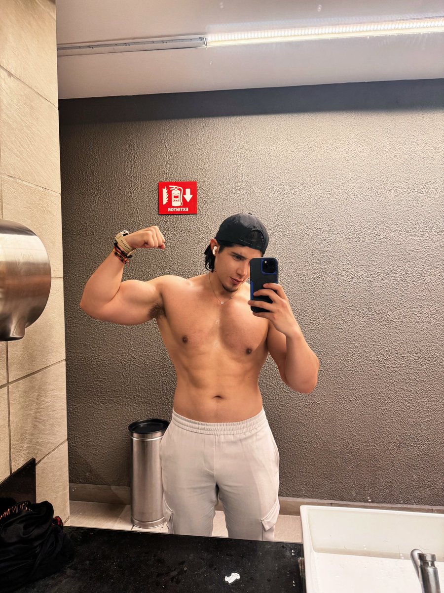 Dominguito de brunch con las amigas. 🤭🤭🤭