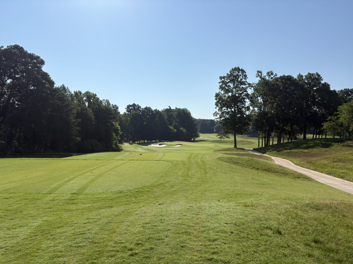 Tyler Bloom (@bloom_golf) on Twitter photo The renovation at Peninsula Club is really special. <a href="/McLennanNick/">Nick McLennan</a> and the team are doing great work. Unique design, strategy plus great conditioning. The renovation at Peninsula Club is really special. <a href="/McLennanNick/">Nick McLennan</a> and the team are doing great work. Unique design, strategy plus great conditioning.