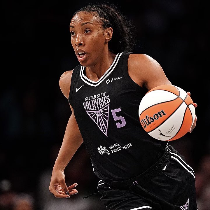 betbigben's tweet image. $100 to someone who LIKES if we don’t go 2-0!

WNBA Sunday Locks:

Skylar Diggins U 17.5 Points
Kayla Thornton U 15.5 Points

❤️ if you’re tailing

LET’S GO BACK 2 BACK WNBA SWEEPS.